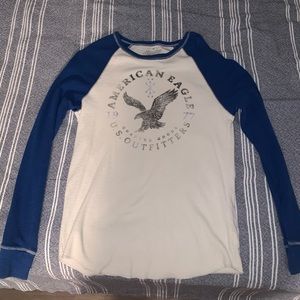 American Eagle Long Sleeve T-Shirt